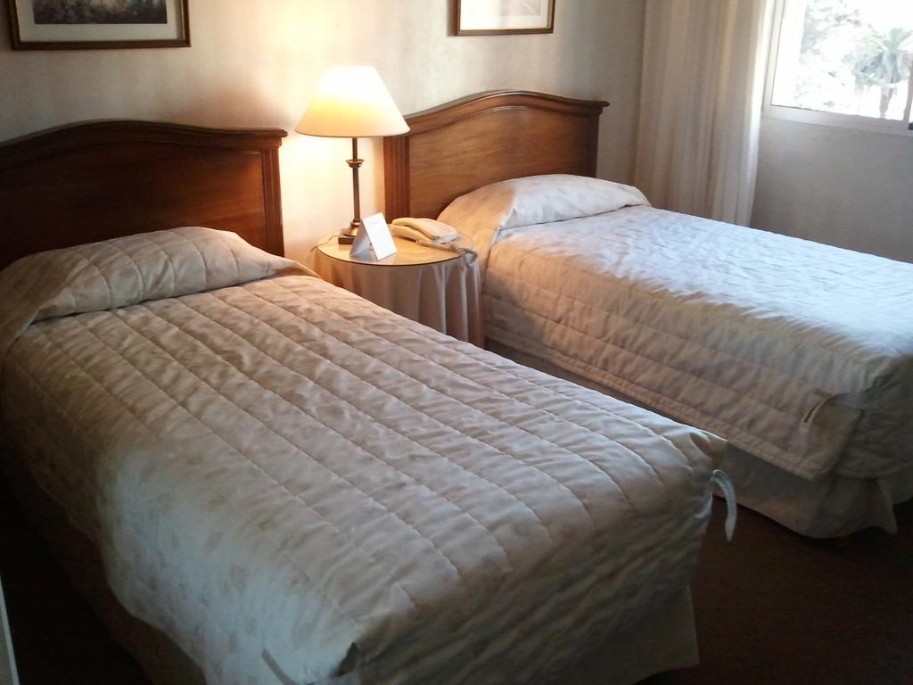 Ermitage Hotel Montevideo Buitenkant foto